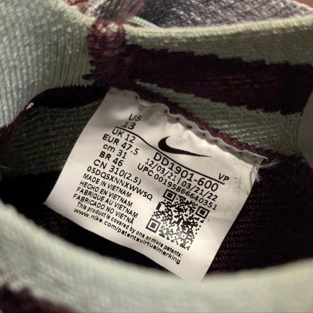 Nike Spark Flyknit Shoes - Picture 4 of 4